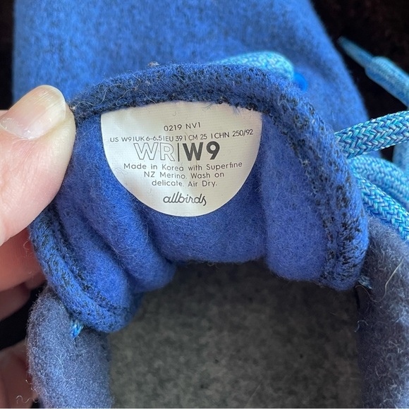 NEW Allbirds Wool Runner 9 women’s Blue sneakers new without box - Picture 2 of 4